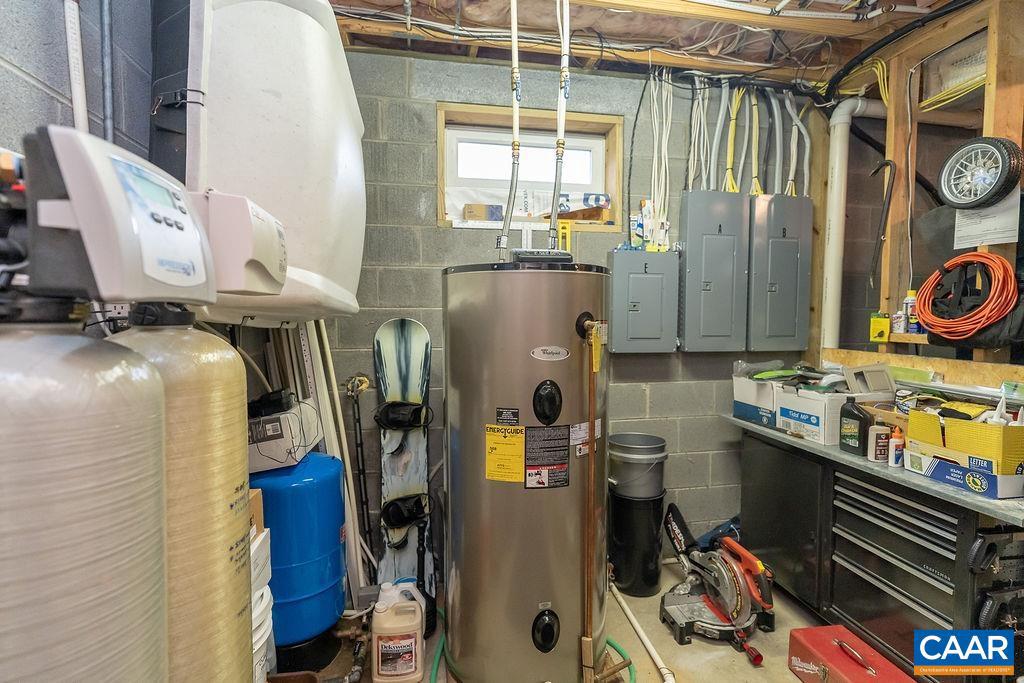 665 FOX HOLLOW LN, PALMYRA, Virginia 22963, 6 Bedrooms Bedrooms, ,3 BathroomsBathrooms,Residential,For sale,665 FOX HOLLOW LN,673711 MLS # 673711 665 FOX HOLLOW LN, PALMYRA, Virginia 22963, 6 Bedrooms Bedrooms, ,3 BathroomsBathrooms,Residential,For sale,665 FOX HOLLOW LN,673711 MLS # 673711