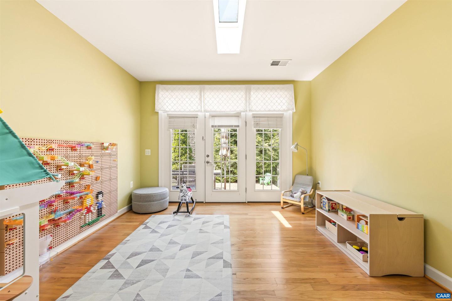 1619 SAWGRASS CT, CHARLOTTESVILLE, Virginia 22901, 3 Bedrooms Bedrooms, ,2 BathroomsBathrooms,Residential,For sale,1619 SAWGRASS CT,673751 MLS # 673751