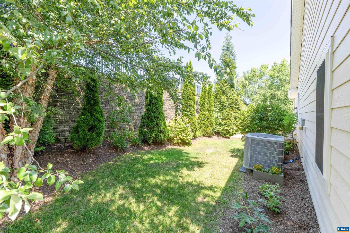 1619 SAWGRASS CT, CHARLOTTESVILLE, Virginia 22901, 3 Bedrooms Bedrooms, ,2 BathroomsBathrooms,Residential,For sale,1619 SAWGRASS CT,673751 MLS # 673751