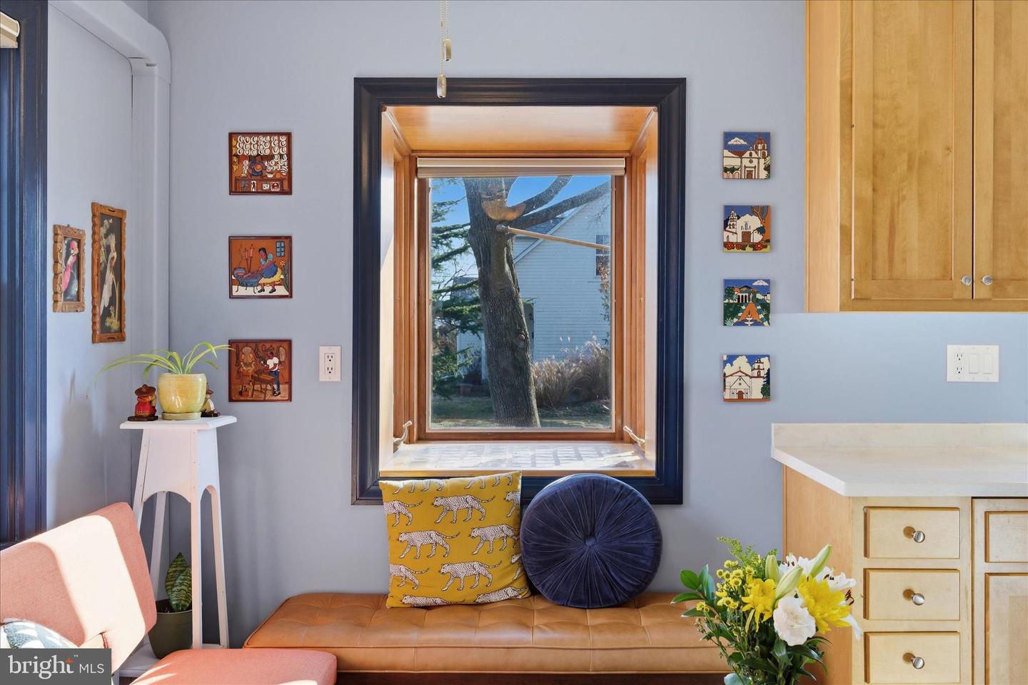 411 VAN FOSSEN ST, WINCHESTER, Virginia 22601, 5 Bedrooms Bedrooms, ,2 BathroomsBathrooms,Residential,For sale,411 VAN FOSSEN ST,VAWI2010068 MLS # VAWI2010068