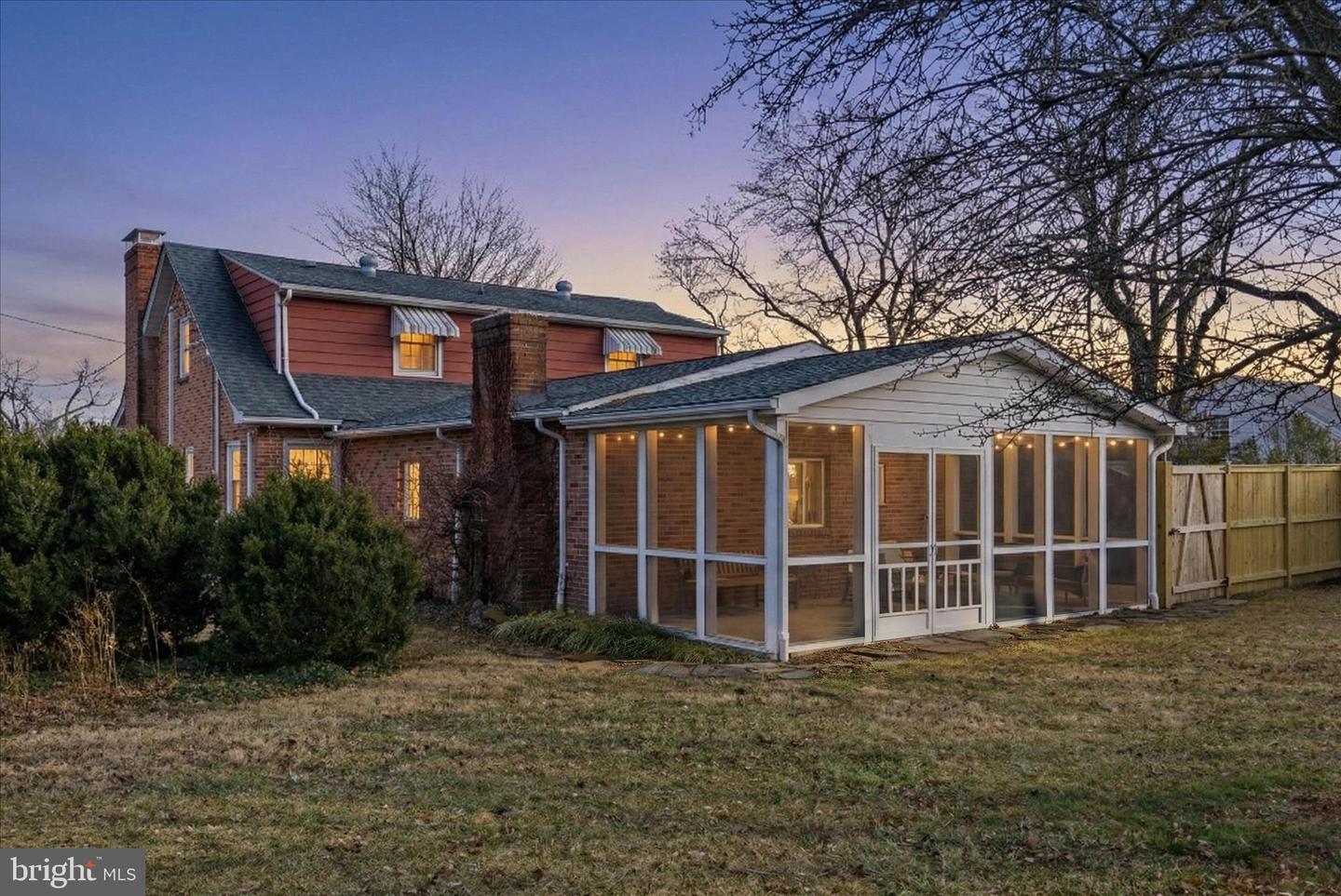 411 VAN FOSSEN ST, WINCHESTER, Virginia 22601, 5 Bedrooms Bedrooms, ,2 BathroomsBathrooms,Residential,For sale,411 VAN FOSSEN ST,VAWI2010068 MLS # VAWI2010068