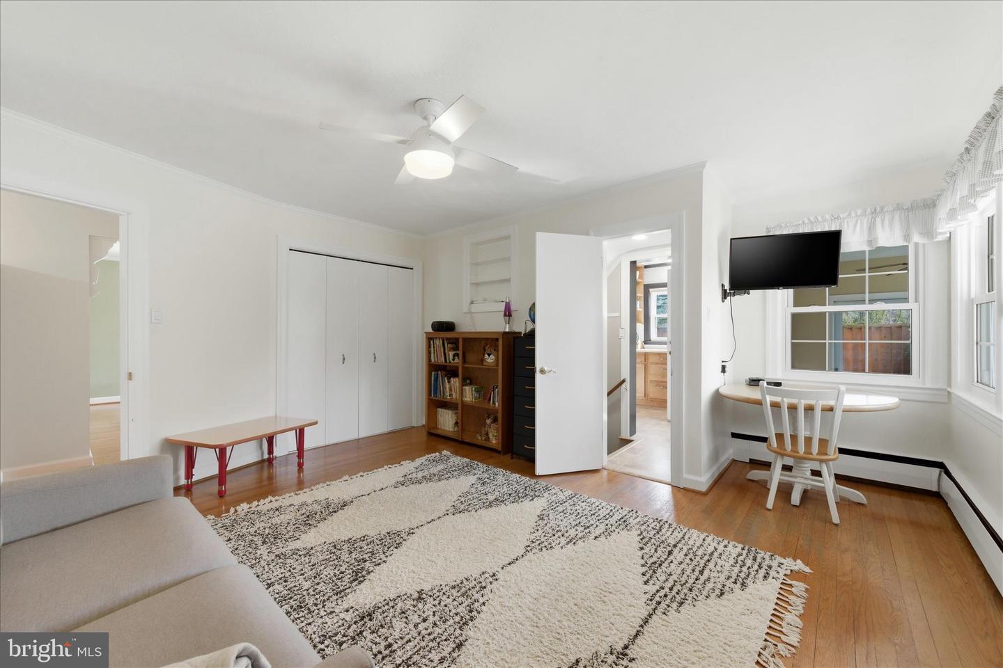 411 VAN FOSSEN ST, WINCHESTER, Virginia 22601, 5 Bedrooms Bedrooms, ,2 BathroomsBathrooms,Residential,For sale,411 VAN FOSSEN ST,VAWI2010068 MLS # VAWI2010068