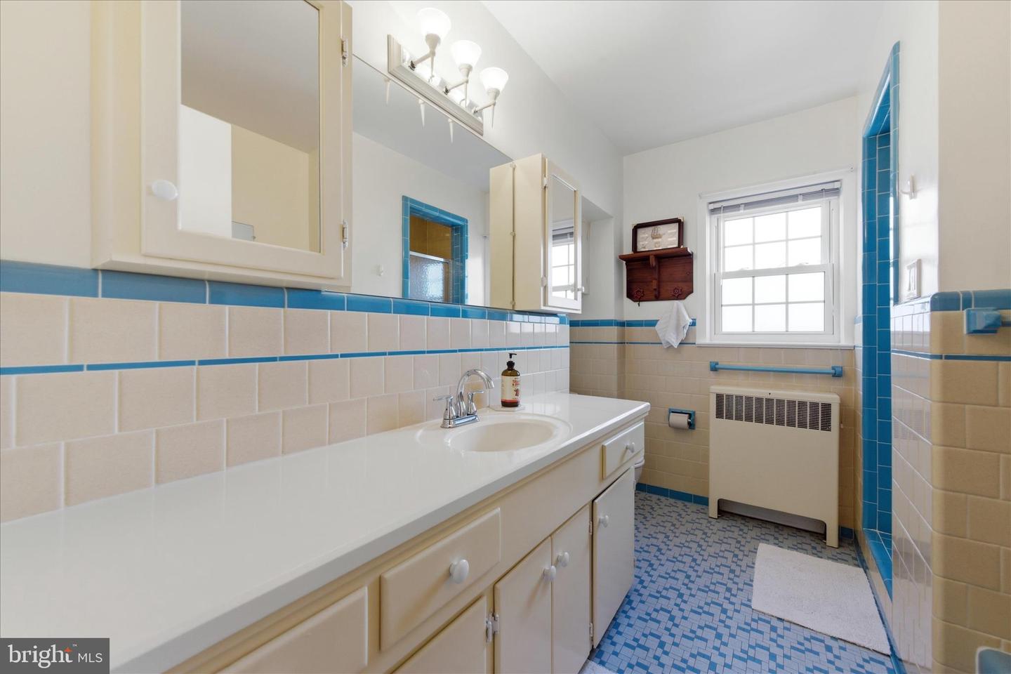 411 VAN FOSSEN ST, WINCHESTER, Virginia 22601, 5 Bedrooms Bedrooms, ,2 BathroomsBathrooms,Residential,For sale,411 VAN FOSSEN ST,VAWI2010068 MLS # VAWI2010068