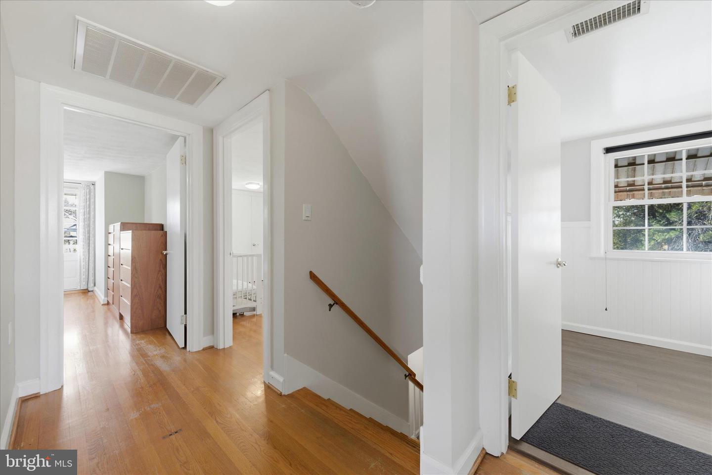 411 VAN FOSSEN ST, WINCHESTER, Virginia 22601, 5 Bedrooms Bedrooms, ,2 BathroomsBathrooms,Residential,For sale,411 VAN FOSSEN ST,VAWI2010068 MLS # VAWI2010068