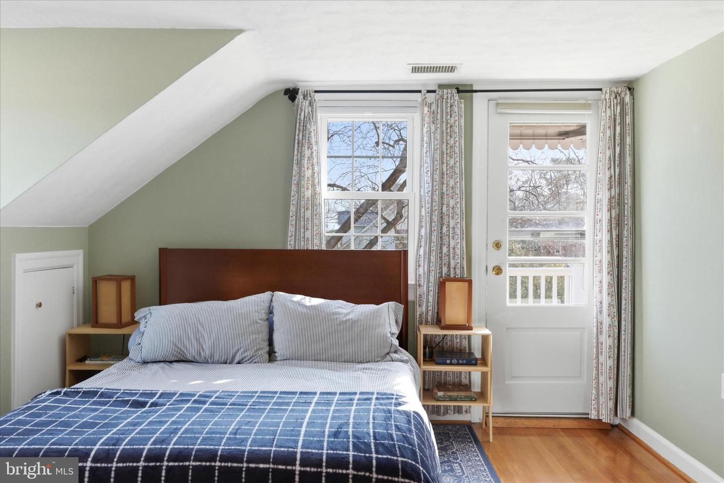 411 VAN FOSSEN ST, WINCHESTER, Virginia 22601, 5 Bedrooms Bedrooms, ,2 BathroomsBathrooms,Residential,For sale,411 VAN FOSSEN ST,VAWI2010068 MLS # VAWI2010068