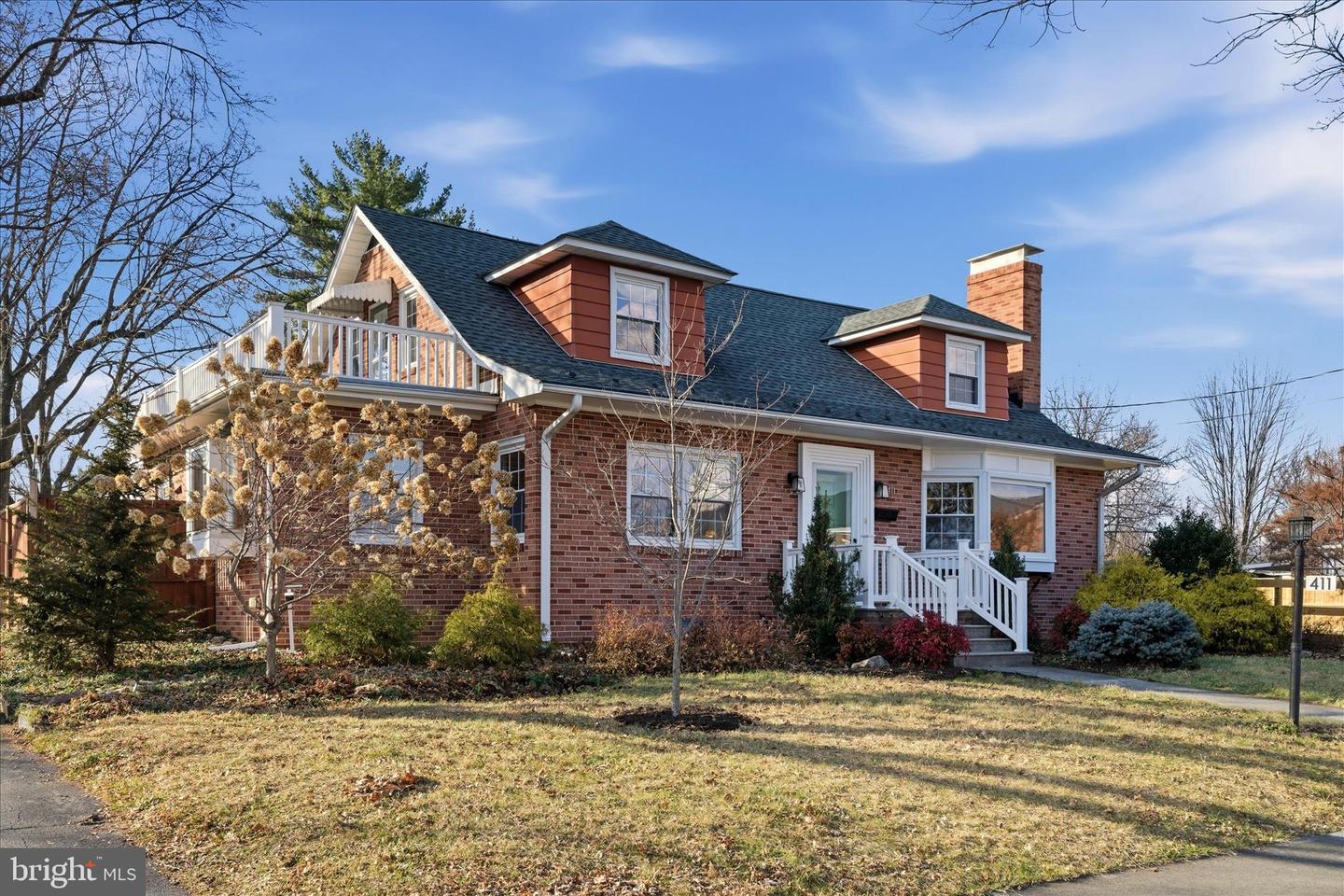 411 VAN FOSSEN ST, WINCHESTER, Virginia 22601, 5 Bedrooms Bedrooms, ,2 BathroomsBathrooms,Residential,For sale,411 VAN FOSSEN ST,VAWI2010068 MLS # VAWI2010068