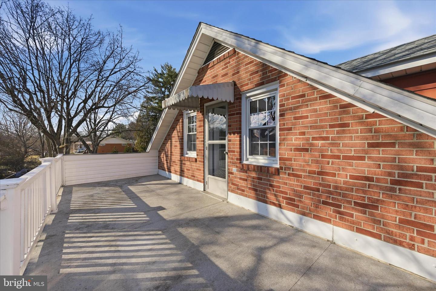 411 VAN FOSSEN ST, WINCHESTER, Virginia 22601, 5 Bedrooms Bedrooms, ,2 BathroomsBathrooms,Residential,For sale,411 VAN FOSSEN ST,VAWI2010068 MLS # VAWI2010068