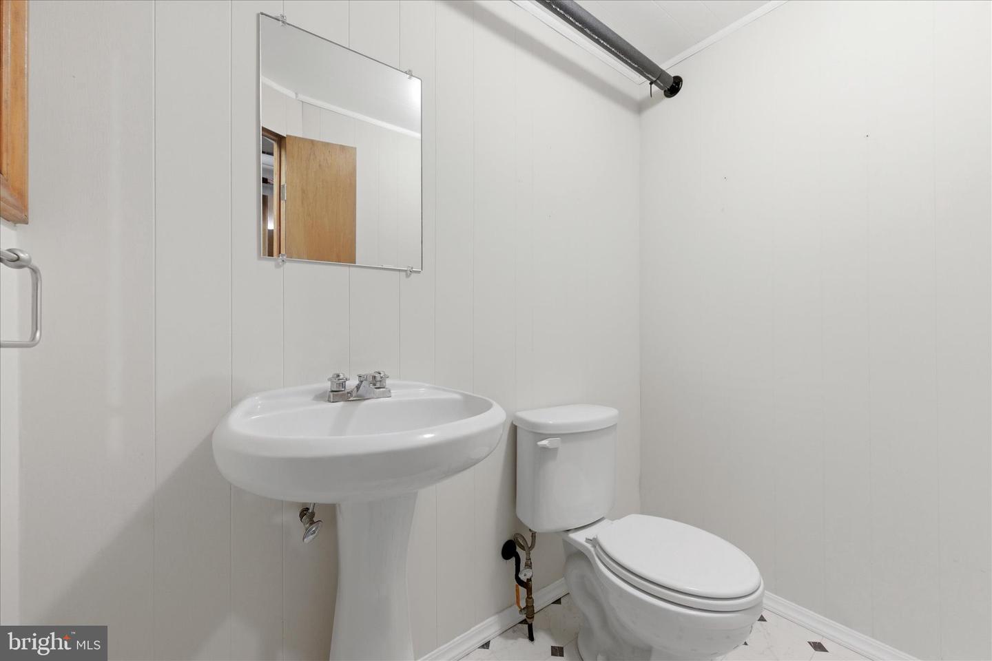 411 VAN FOSSEN ST, WINCHESTER, Virginia 22601, 5 Bedrooms Bedrooms, ,2 BathroomsBathrooms,Residential,For sale,411 VAN FOSSEN ST,VAWI2010068 MLS # VAWI2010068