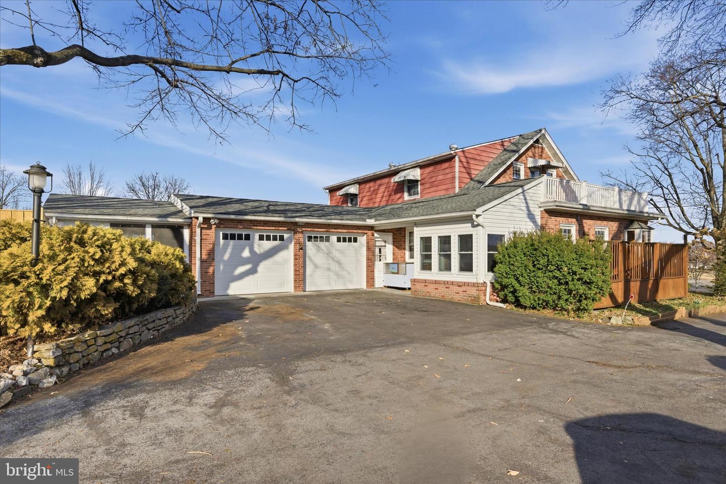 411 VAN FOSSEN ST, WINCHESTER, Virginia 22601, 5 Bedrooms Bedrooms, ,2 BathroomsBathrooms,Residential,For sale,411 VAN FOSSEN ST,VAWI2010068 MLS # VAWI2010068