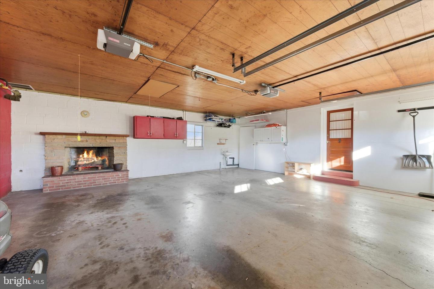 411 VAN FOSSEN ST, WINCHESTER, Virginia 22601, 5 Bedrooms Bedrooms, ,2 BathroomsBathrooms,Residential,For sale,411 VAN FOSSEN ST,VAWI2010068 MLS # VAWI2010068