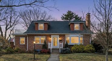 411 VAN FOSSEN ST, WINCHESTER, Virginia 22601, 5 Bedrooms Bedrooms, ,2 BathroomsBathrooms,Residential,For sale,411 VAN FOSSEN ST,VAWI2010068 MLS # VAWI2010068