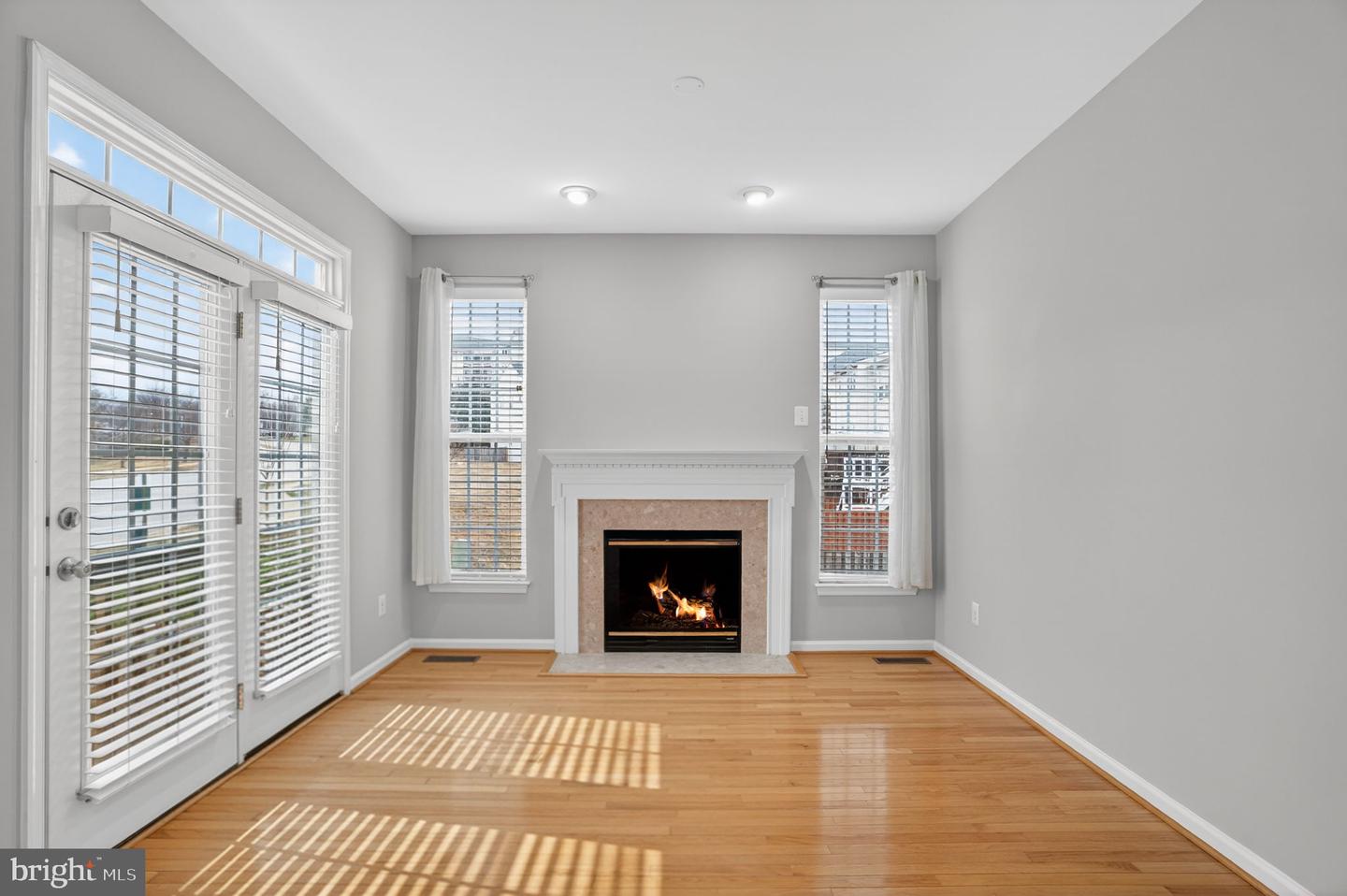 15976 CANADA GOOSE LOOP, WOODBRIDGE, Virginia 22191, 3 Bedrooms Bedrooms, ,2 BathroomsBathrooms,Residential,For sale,15976 CANADA GOOSE LOOP,VAPW2113434 MLS # VAPW2113434