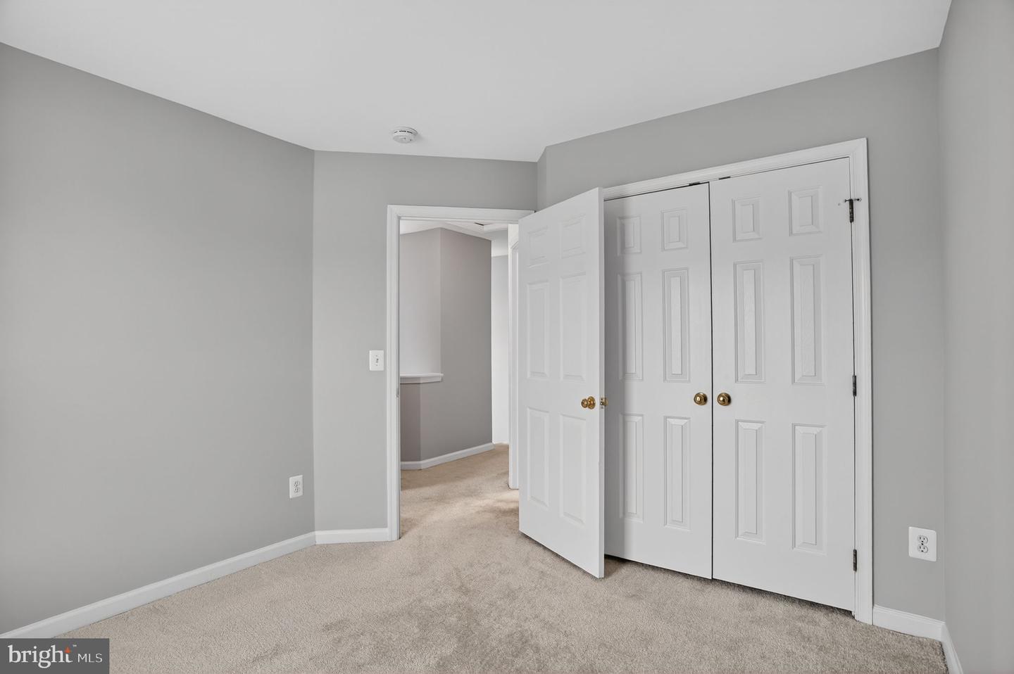 15976 CANADA GOOSE LOOP, WOODBRIDGE, Virginia 22191, 3 Bedrooms Bedrooms, ,2 BathroomsBathrooms,Residential,For sale,15976 CANADA GOOSE LOOP,VAPW2113434 MLS # VAPW2113434