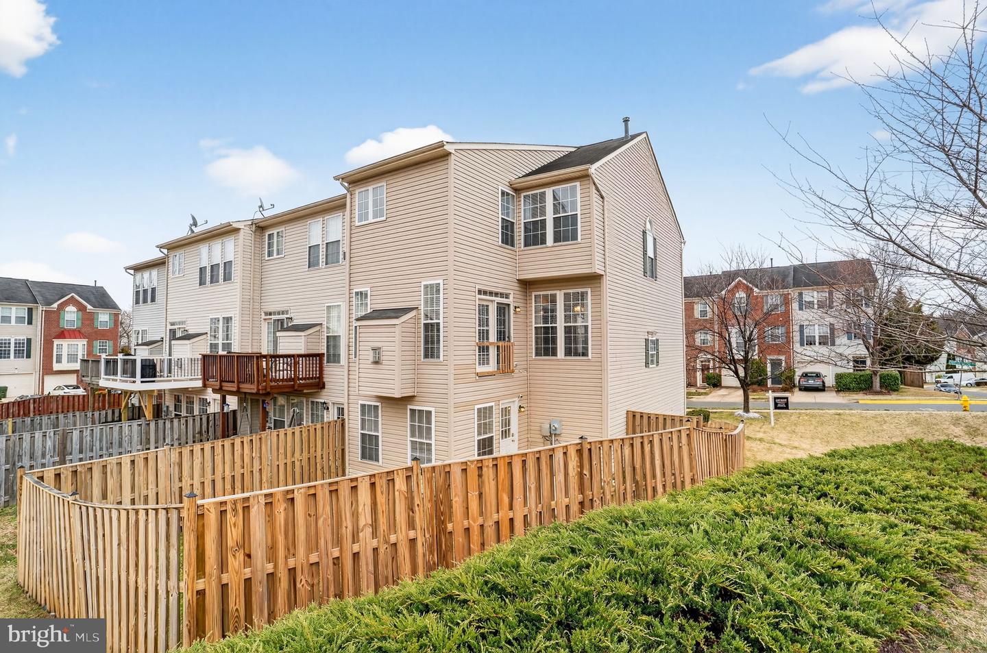 15976 CANADA GOOSE LOOP, WOODBRIDGE, Virginia 22191, 3 Bedrooms Bedrooms, ,2 BathroomsBathrooms,Residential,For sale,15976 CANADA GOOSE LOOP,VAPW2113434 MLS # VAPW2113434