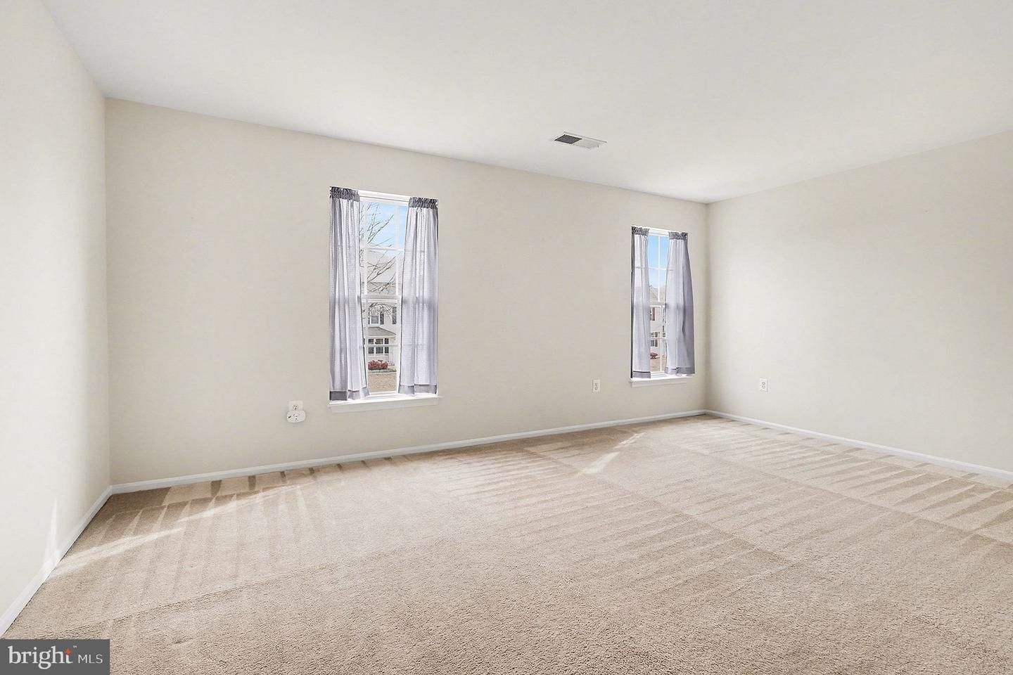 6 SUMMERFIELD LN, FREDERICKSBURG, Virginia 22405, 4 Bedrooms Bedrooms, ,3 BathroomsBathrooms,Residential,For sale,6 SUMMERFIELD LN,VAST2046512 MLS # VAST2046512