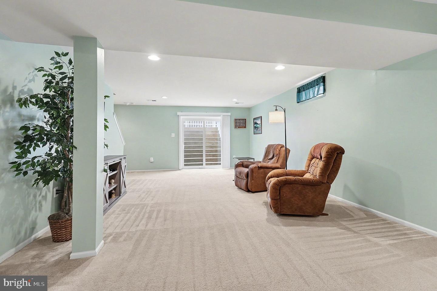 6 SUMMERFIELD LN, FREDERICKSBURG, Virginia 22405, 4 Bedrooms Bedrooms, ,3 BathroomsBathrooms,Residential,For sale,6 SUMMERFIELD LN,VAST2046512 MLS # VAST2046512