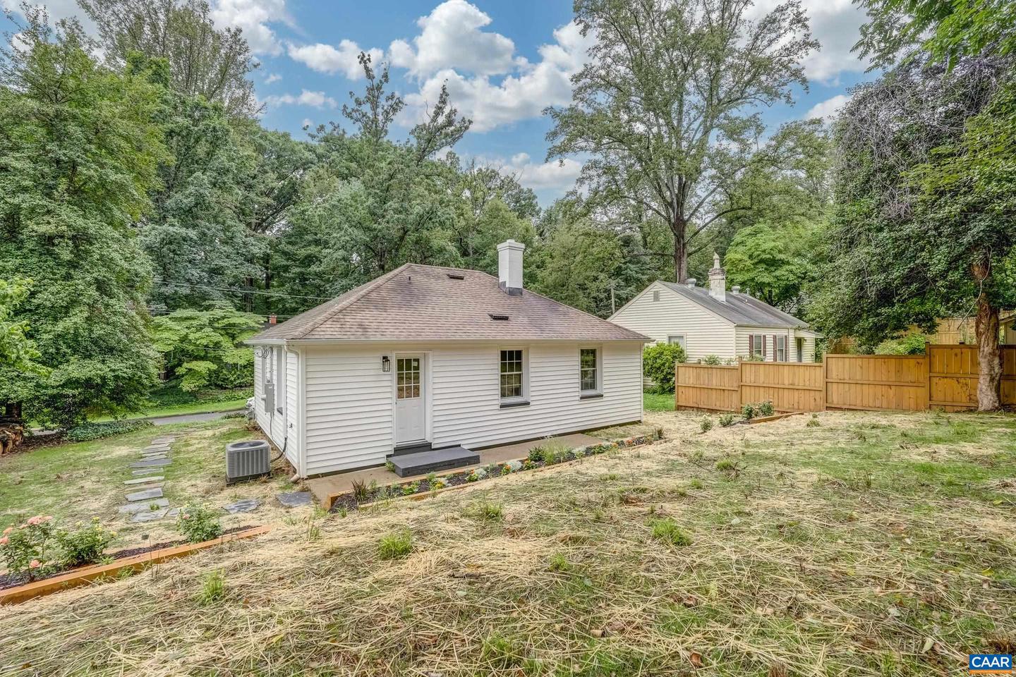 1623 MASON LN, CHARLOTTESVILLE, Virginia 22903, 3 Bedrooms Bedrooms, ,1 BathroomBathrooms,Residential,For sale,1623 MASON LN,673808 MLS # 673808