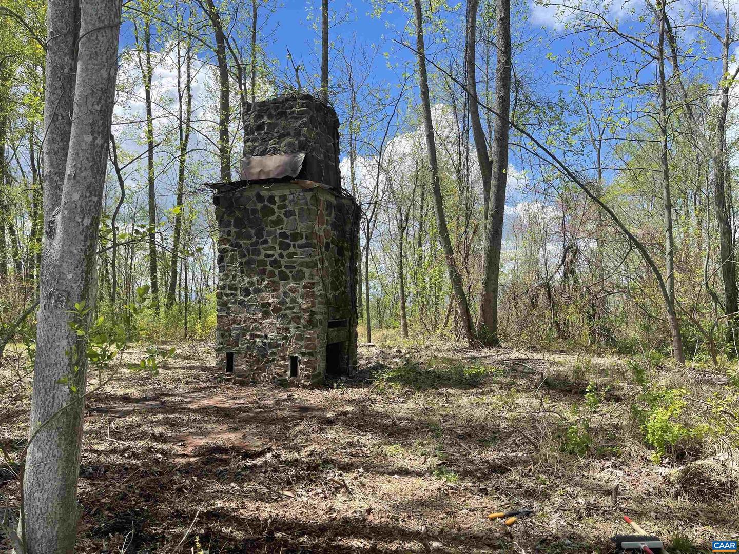 899 WARES GAP RD, MONROE, Virginia 24574, 1 Bedroom Bedrooms, ,1 BathroomBathrooms,Residential,For sale,899 WARES GAP RD,673824 MLS # 673824