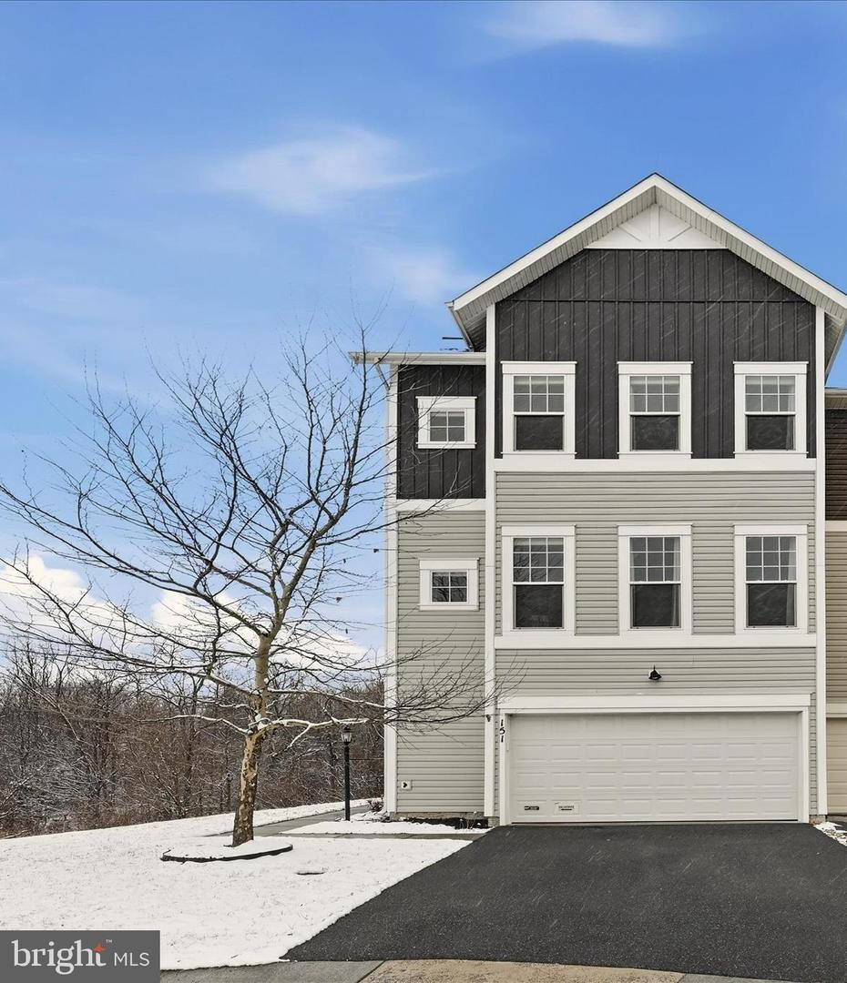 151 BRASSTOWN LOOP, STEPHENSON, Virginia 22656, 3 Bedrooms Bedrooms, ,3 BathroomsBathrooms,Residential,For sale,151 BRASSTOWN LOOP,VAFV2039884 MLS # VAFV2039884