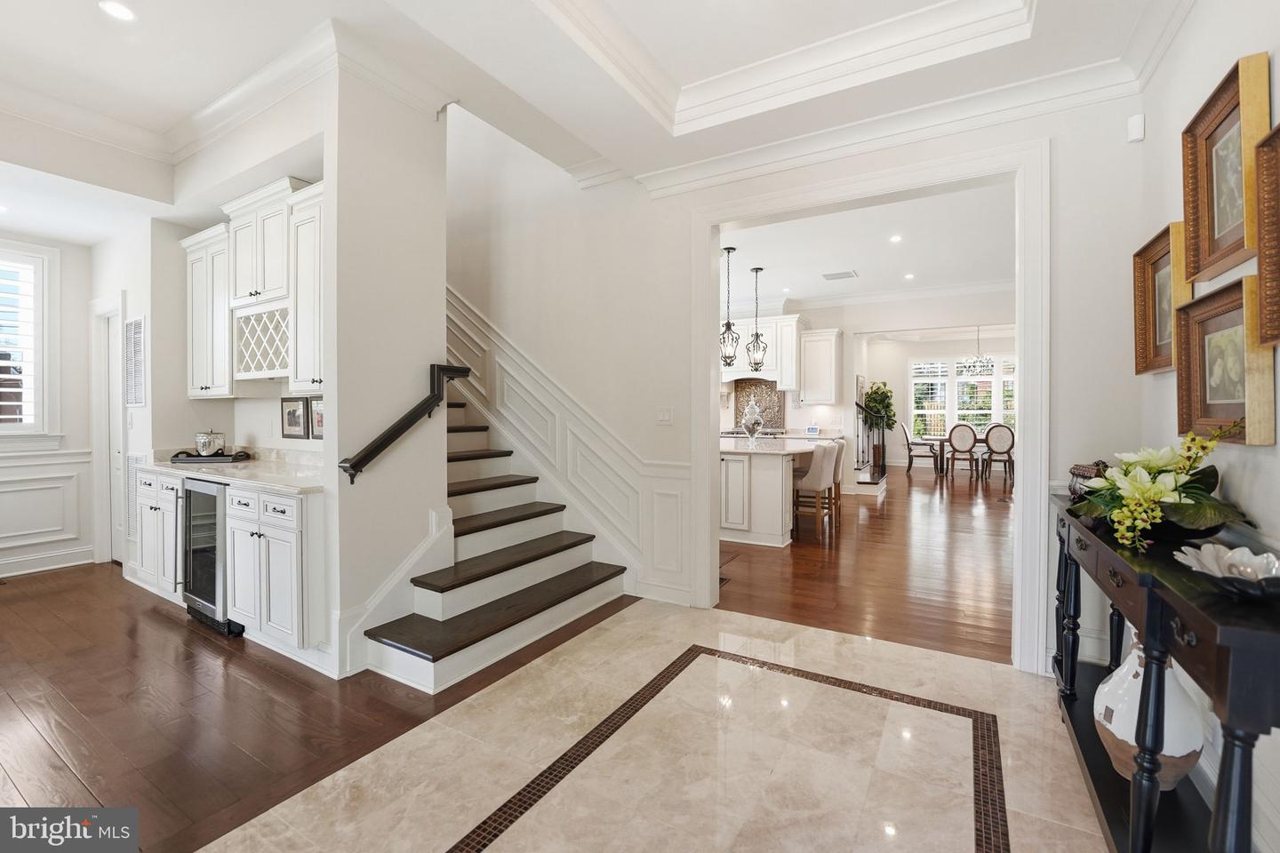 609 KINGSLEY RD SW, VIENNA, Virginia 22180, 7 Bedrooms Bedrooms, ,6 BathroomsBathrooms,Residential,For sale,609 KINGSLEY RD SW,VAFX2293560 MLS # VAFX2293560