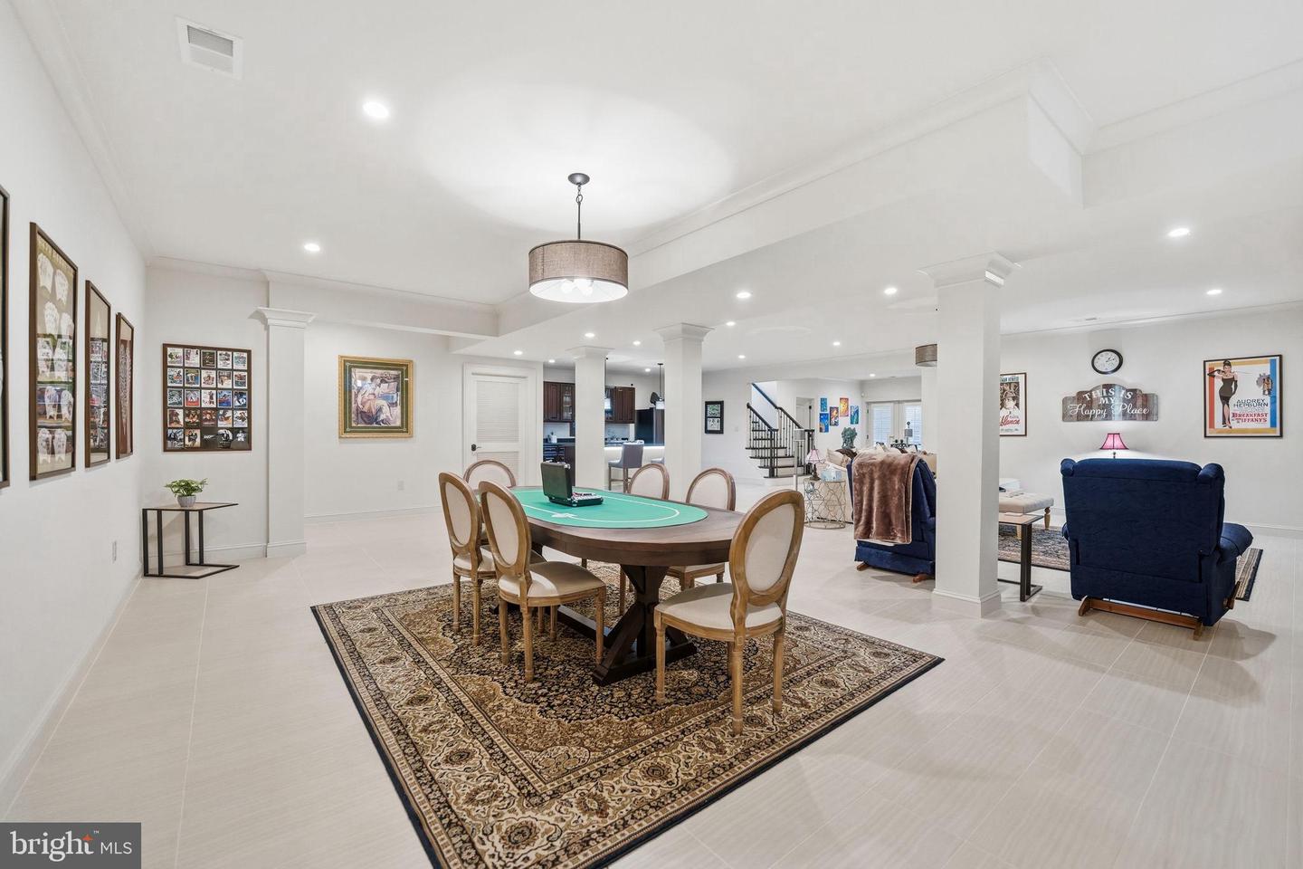 609 KINGSLEY RD SW, VIENNA, Virginia 22180, 7 Bedrooms Bedrooms, ,6 BathroomsBathrooms,Residential,For sale,609 KINGSLEY RD SW,VAFX2293560 MLS # VAFX2293560