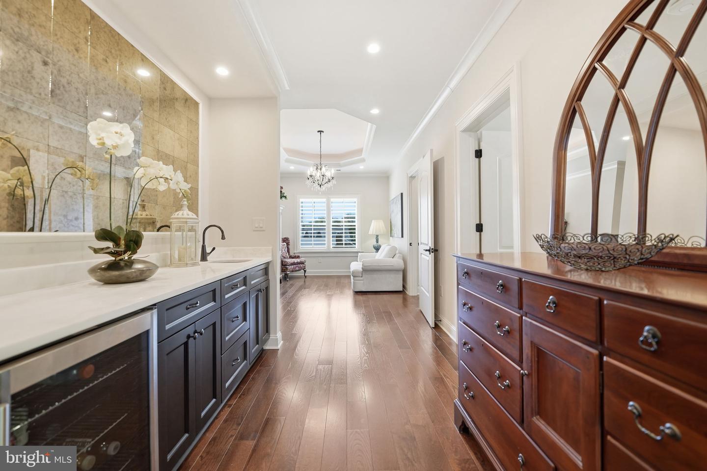 609 KINGSLEY RD SW, VIENNA, Virginia 22180, 7 Bedrooms Bedrooms, ,6 BathroomsBathrooms,Residential,For sale,609 KINGSLEY RD SW,VAFX2293560 MLS # VAFX2293560