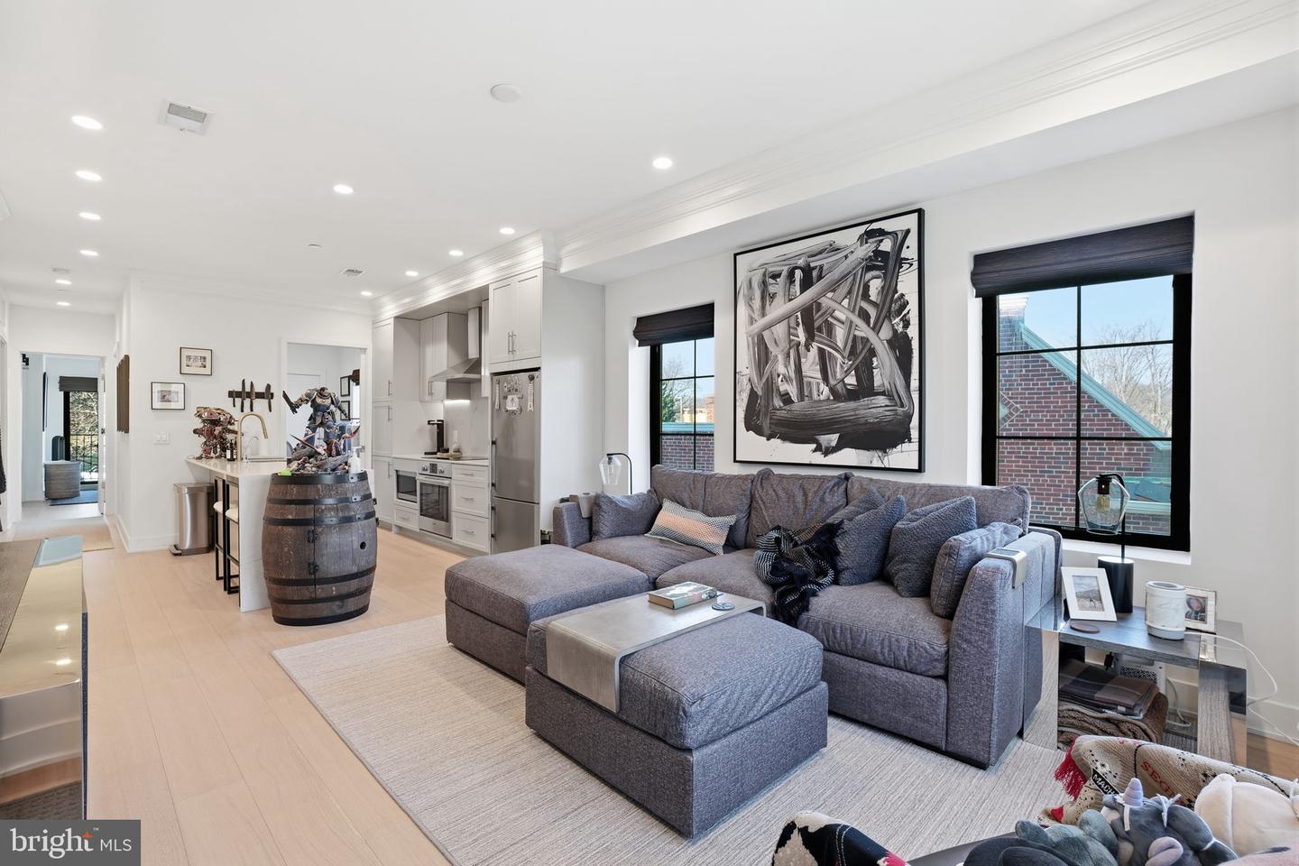 2642 39TH ST NW #6, WASHINGTON, District Of Columbia 20007, 2 Bedrooms Bedrooms, ,2 BathroomsBathrooms,Residential,For sale,2642 39TH ST NW #6,DCDC2248530 MLS # DCDC2248530