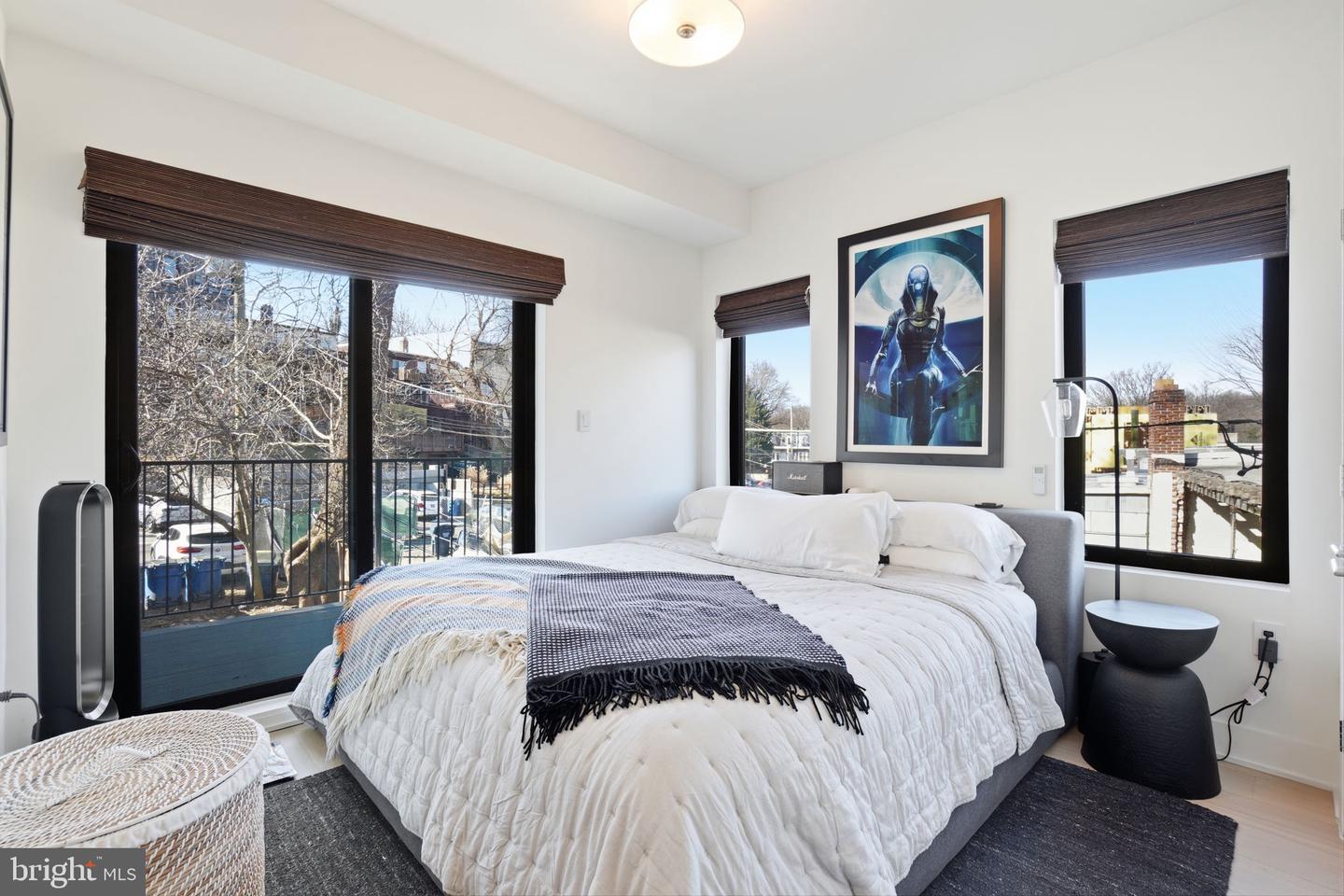 2642 39TH ST NW #6, WASHINGTON, District Of Columbia 20007, 2 Bedrooms Bedrooms, ,2 BathroomsBathrooms,Residential,For sale,2642 39TH ST NW #6,DCDC2248530 MLS # DCDC2248530