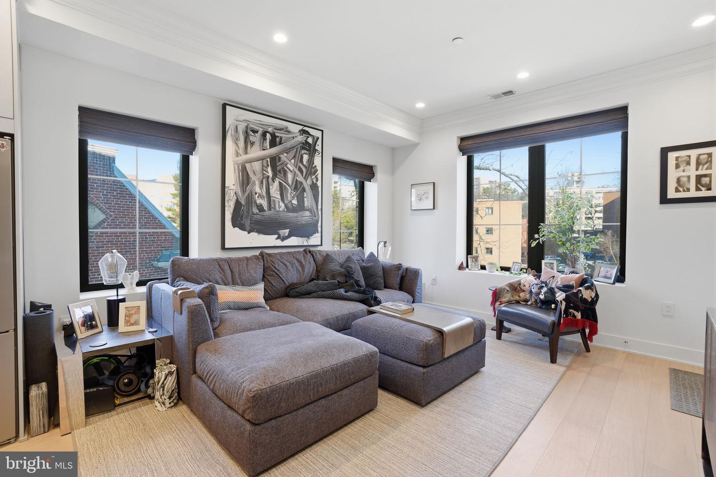 2642 39TH ST NW #6, WASHINGTON, District Of Columbia 20007, 2 Bedrooms Bedrooms, ,2 BathroomsBathrooms,Residential,For sale,2642 39TH ST NW #6,DCDC2248530 MLS # DCDC2248530