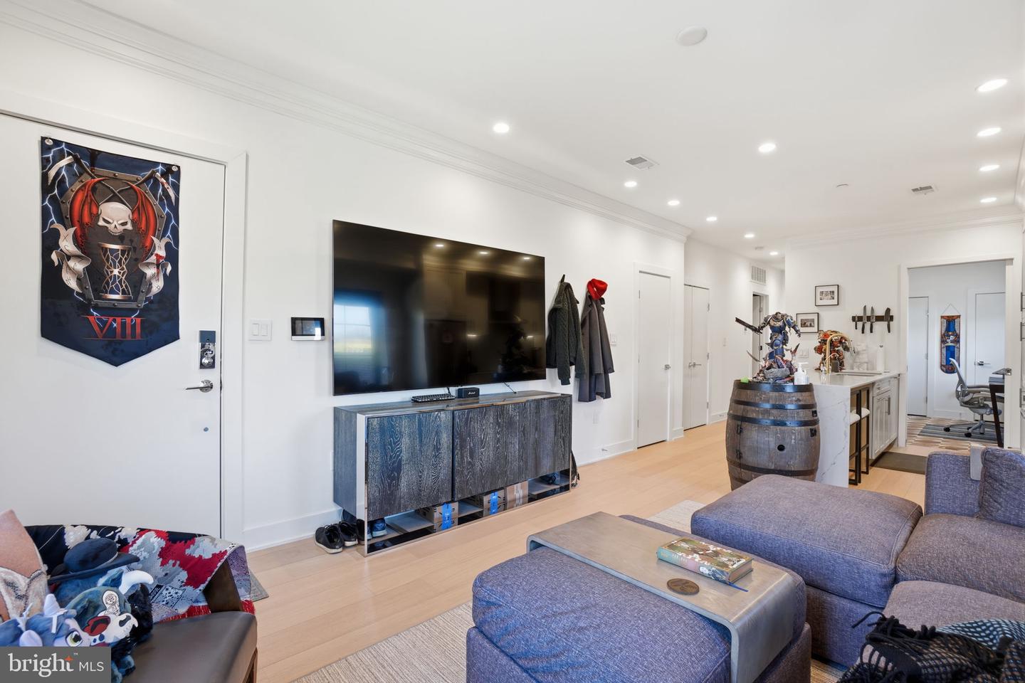 2642 39TH ST NW #6, WASHINGTON, District Of Columbia 20007, 2 Bedrooms Bedrooms, ,2 BathroomsBathrooms,Residential,For sale,2642 39TH ST NW #6,DCDC2248530 MLS # DCDC2248530