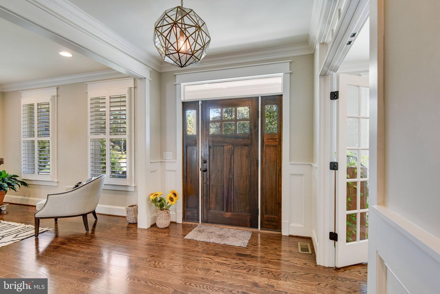 6632 LANGDON CT, MCLEAN, Virginia 22101, 6 Bedrooms Bedrooms, ,5 BathroomsBathrooms,Residential,For sale,6632 LANGDON CT,VAFX2293648 MLS # VAFX2293648