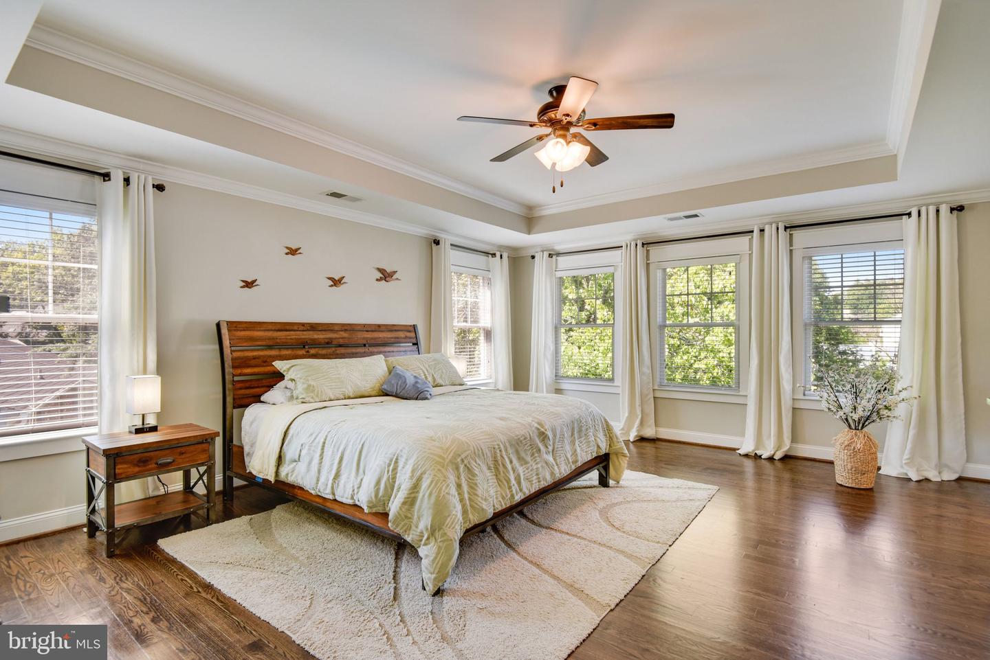 6632 LANGDON CT, MCLEAN, Virginia 22101, 6 Bedrooms Bedrooms, ,5 BathroomsBathrooms,Residential,For sale,6632 LANGDON CT,VAFX2293648 MLS # VAFX2293648