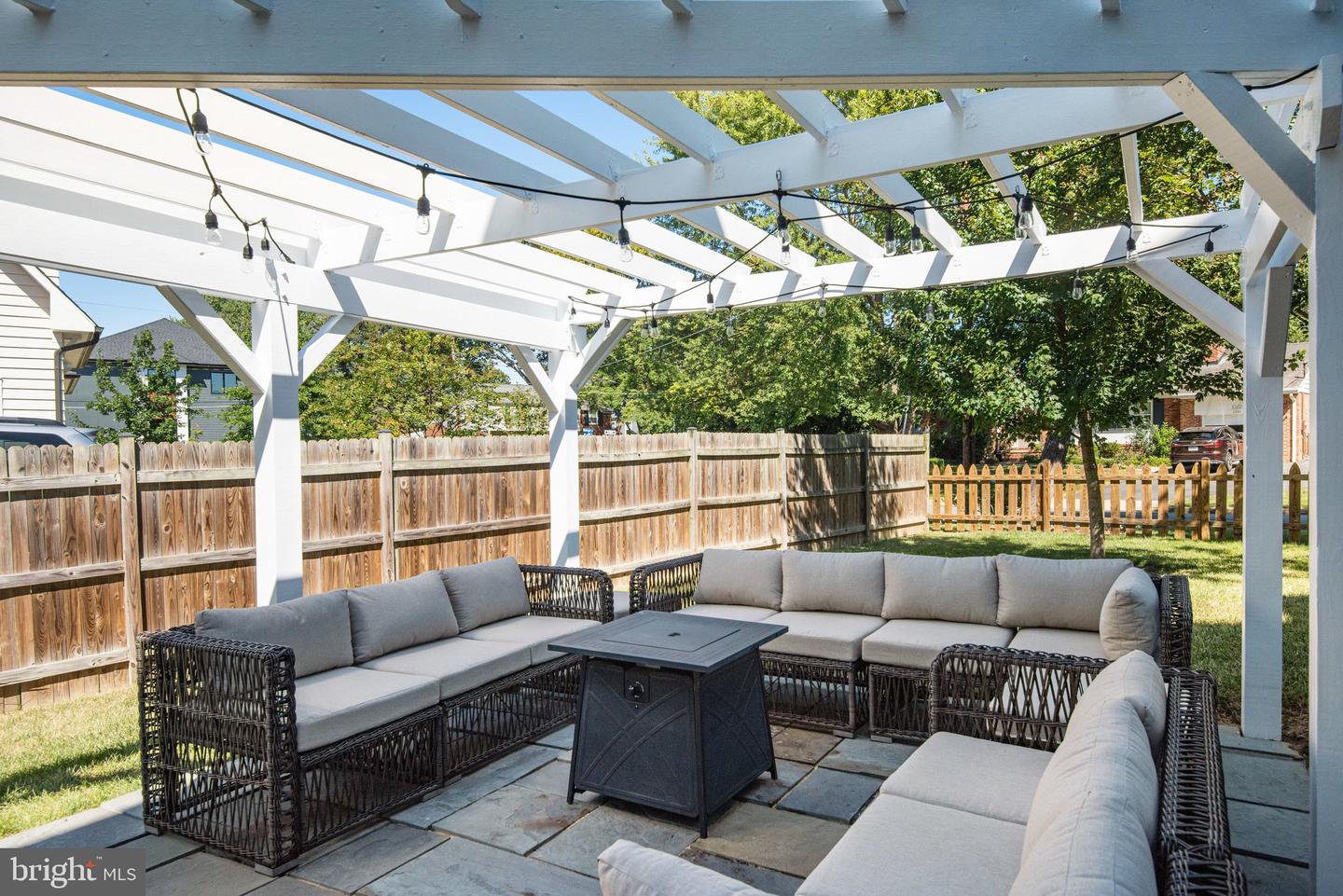 6632 LANGDON CT, MCLEAN, Virginia 22101, 6 Bedrooms Bedrooms, ,5 BathroomsBathrooms,Residential,For sale,6632 LANGDON CT,VAFX2293648 MLS # VAFX2293648