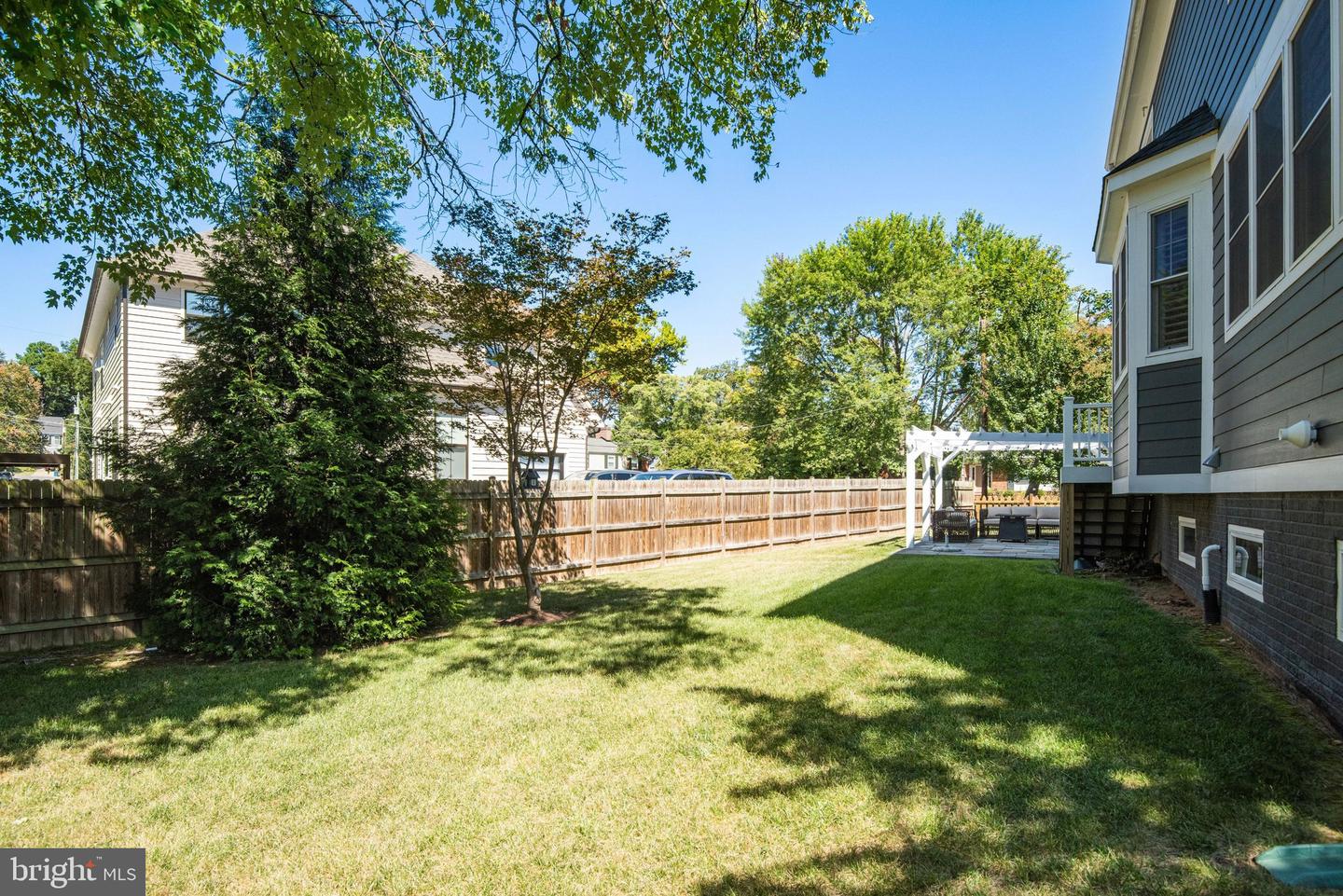 6632 LANGDON CT, MCLEAN, Virginia 22101, 6 Bedrooms Bedrooms, ,5 BathroomsBathrooms,Residential,For sale,6632 LANGDON CT,VAFX2293648 MLS # VAFX2293648