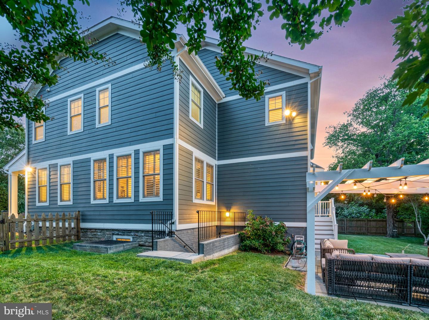 6632 LANGDON CT, MCLEAN, Virginia 22101, 6 Bedrooms Bedrooms, ,5 BathroomsBathrooms,Residential,For sale,6632 LANGDON CT,VAFX2293648 MLS # VAFX2293648