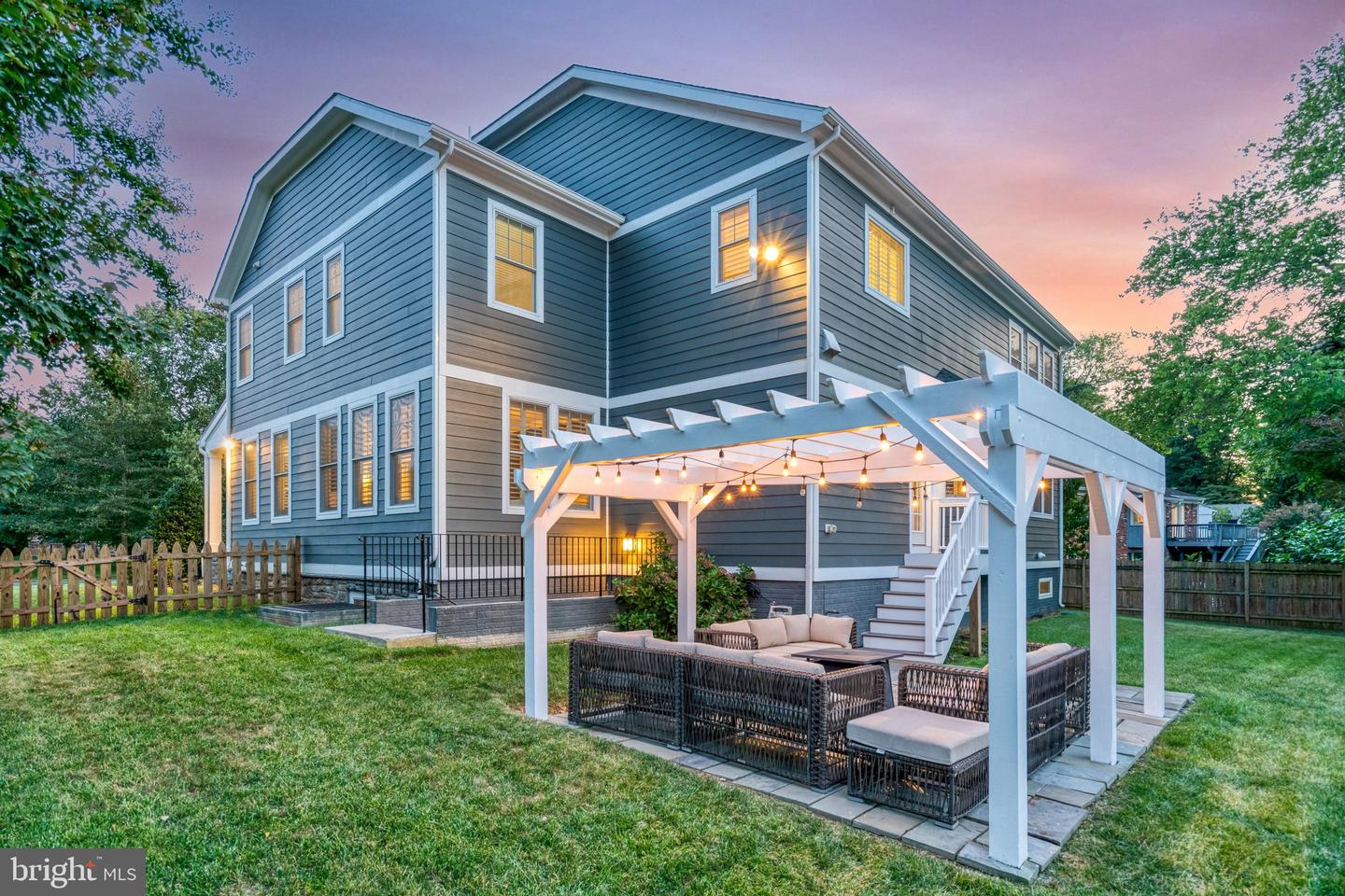 6632 LANGDON CT, MCLEAN, Virginia 22101, 6 Bedrooms Bedrooms, ,5 BathroomsBathrooms,Residential,For sale,6632 LANGDON CT,VAFX2293648 MLS # VAFX2293648