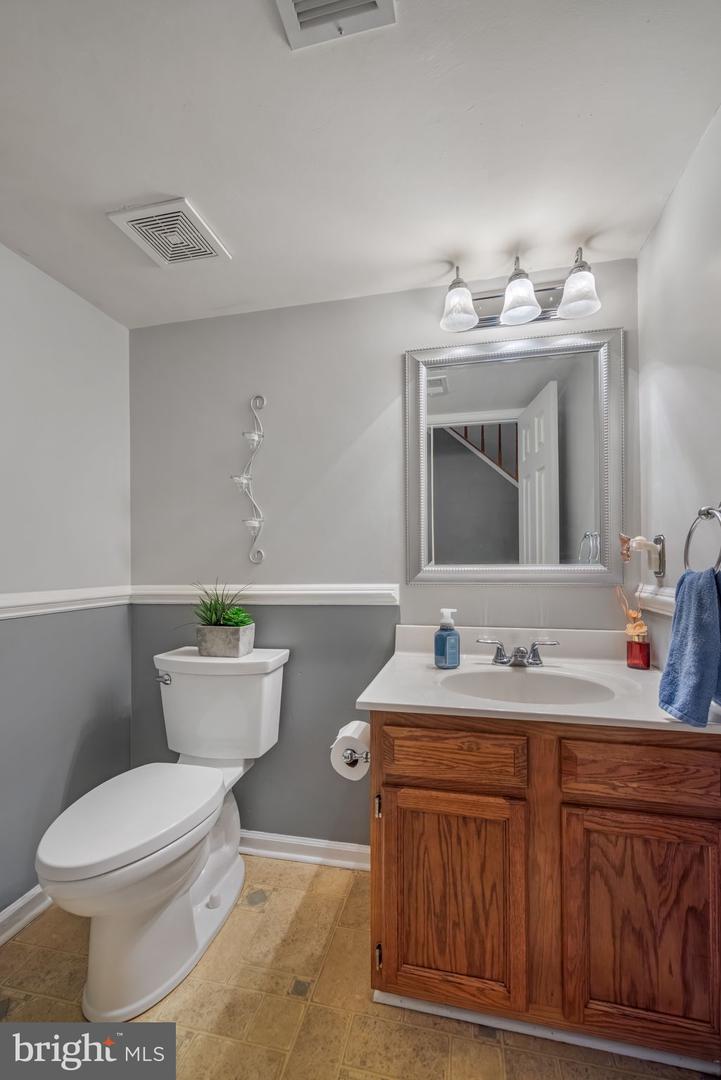 3 SNOW MEADOW LN, STAFFORD, Virginia 22554, 4 Bedrooms Bedrooms, ,3 BathroomsBathrooms,Residential,For sale,3 SNOW MEADOW LN,VAST2046570 MLS # VAST2046570