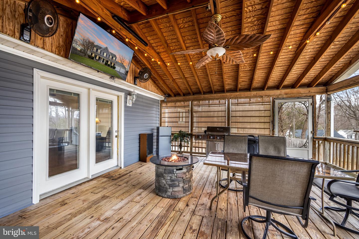 3 SNOW MEADOW LN, STAFFORD, Virginia 22554, 4 Bedrooms Bedrooms, ,3 BathroomsBathrooms,Residential,For sale,3 SNOW MEADOW LN,VAST2046570 MLS # VAST2046570