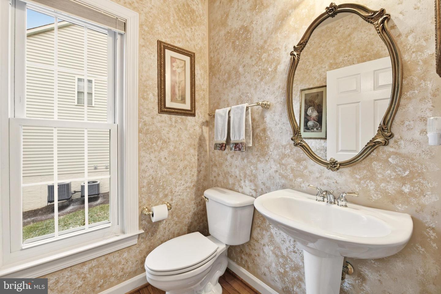 5446 LICK RIVER LN, GAINESVILLE, Virginia 20155, 5 Bedrooms Bedrooms, ,4 BathroomsBathrooms,Residential,For sale,5446 LICK RIVER LN,VAPW2113652 MLS # VAPW2113652