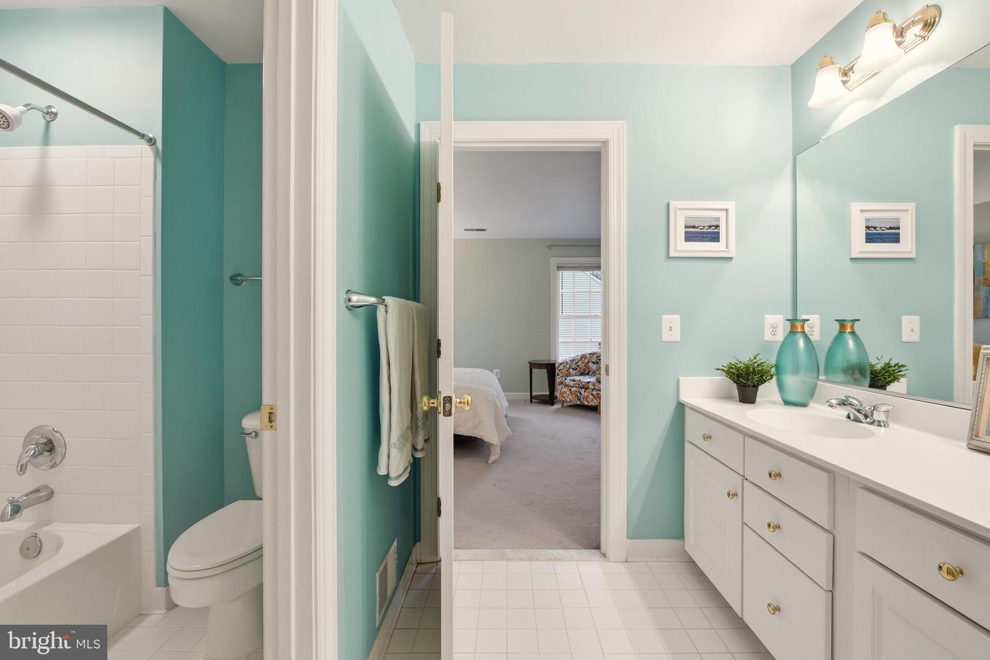 5446 LICK RIVER LN, GAINESVILLE, Virginia 20155, 5 Bedrooms Bedrooms, ,4 BathroomsBathrooms,Residential,For sale,5446 LICK RIVER LN,VAPW2113652 MLS # VAPW2113652