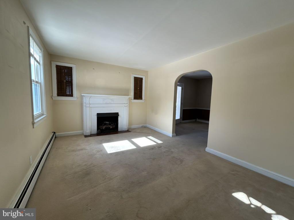 2414 FAIRVIEW DR, ALEXANDRIA, Virginia 22306, 3 Bedrooms Bedrooms, ,1 BathroomBathrooms,Residential,For sale,2414 FAIRVIEW DR,VAFX2293736 MLS # VAFX2293736