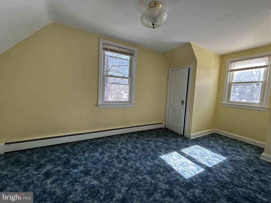 2414 FAIRVIEW DR, ALEXANDRIA, Virginia 22306, 3 Bedrooms Bedrooms, ,1 BathroomBathrooms,Residential,For sale,2414 FAIRVIEW DR,VAFX2293736 MLS # VAFX2293736