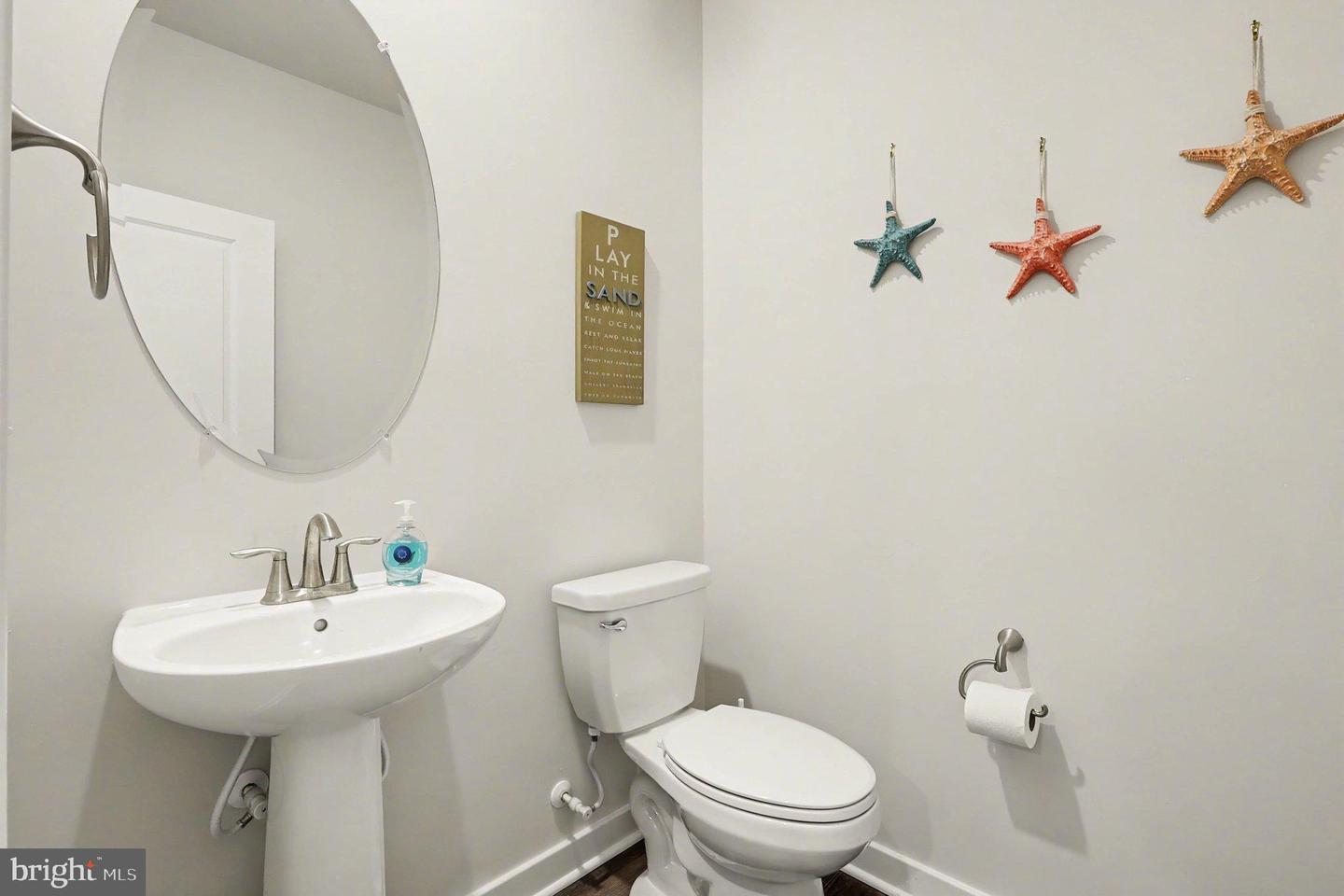 18508 NEWMACHAR CT, JEFFERSONTON, Virginia 22724, 5 Bedrooms Bedrooms, 19 Rooms Rooms,3 BathroomsBathrooms,Residential,For sale,18508 NEWMACHAR CT,VACU2012832 MLS # VACU2012832