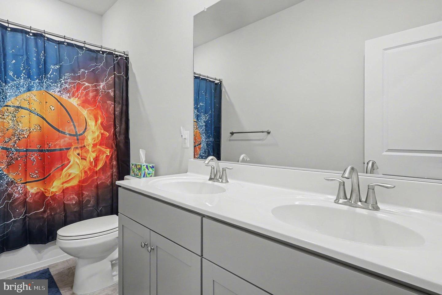 18508 NEWMACHAR CT, JEFFERSONTON, Virginia 22724, 5 Bedrooms Bedrooms, 19 Rooms Rooms,3 BathroomsBathrooms,Residential,For sale,18508 NEWMACHAR CT,VACU2012832 MLS # VACU2012832