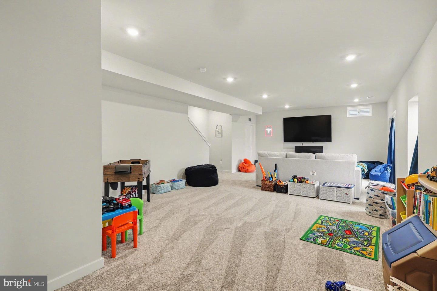 18508 NEWMACHAR CT, JEFFERSONTON, Virginia 22724, 5 Bedrooms Bedrooms, 19 Rooms Rooms,3 BathroomsBathrooms,Residential,For sale,18508 NEWMACHAR CT,VACU2012832 MLS # VACU2012832