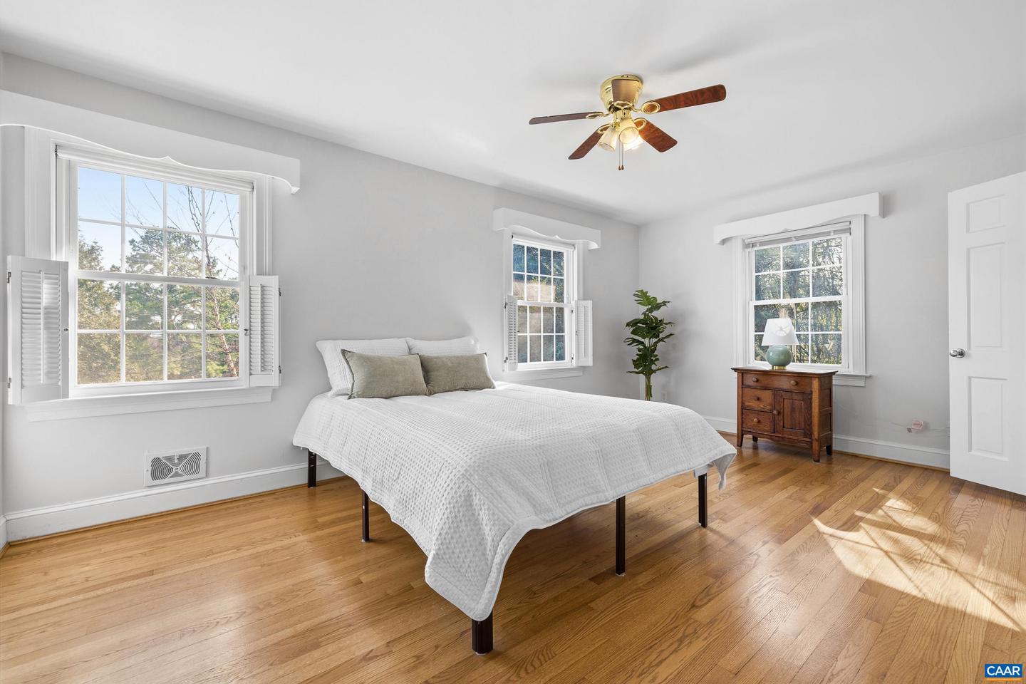 2515 NORTHFIELD RD, CHARLOTTESVILLE, Virginia 22901, 4 Bedrooms Bedrooms, ,3 BathroomsBathrooms,Residential,For sale,2515 NORTHFIELD RD,673888 MLS # 673888