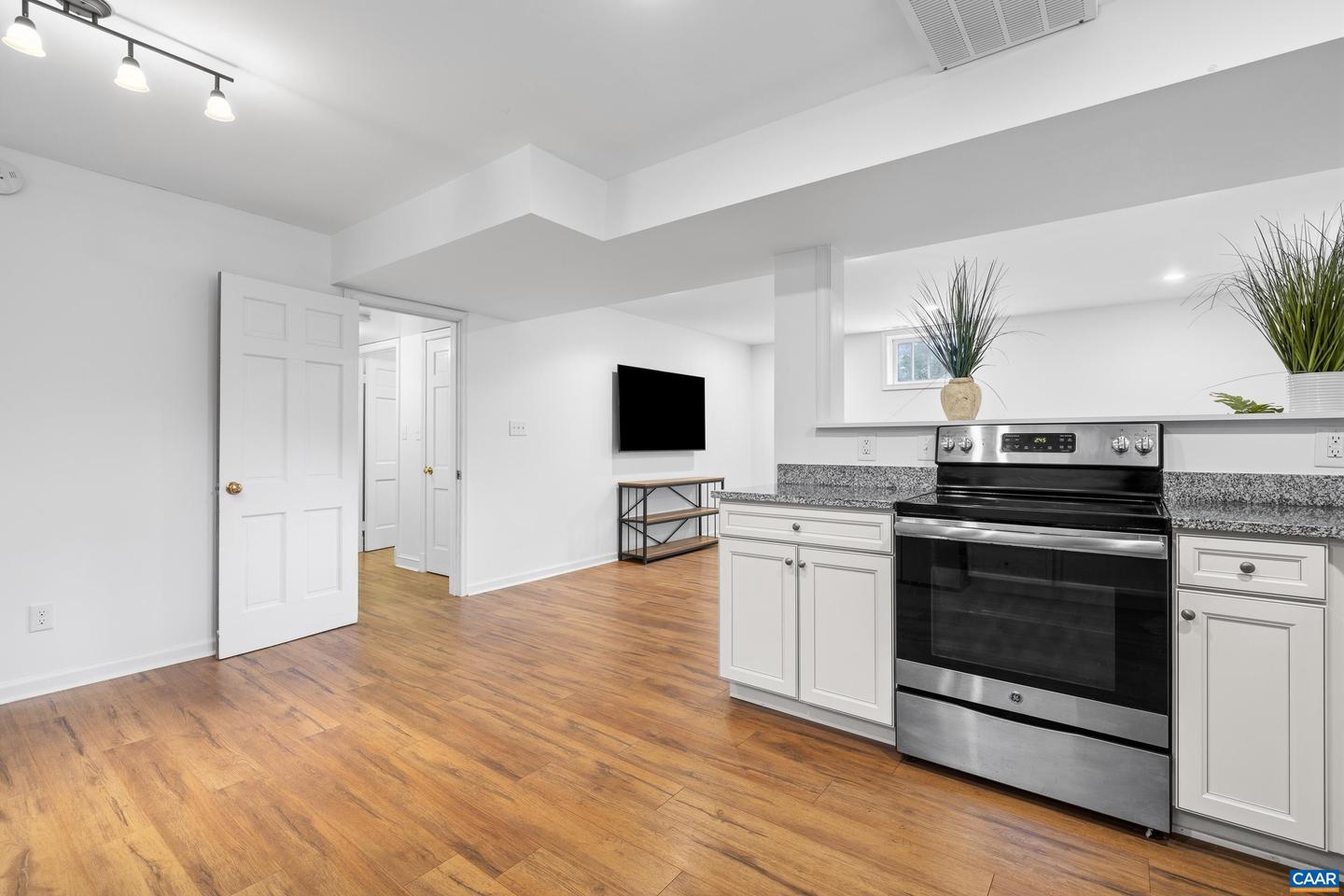 2515 NORTHFIELD RD, CHARLOTTESVILLE, Virginia 22901, 4 Bedrooms Bedrooms, ,3 BathroomsBathrooms,Residential,For sale,2515 NORTHFIELD RD,673888 MLS # 673888