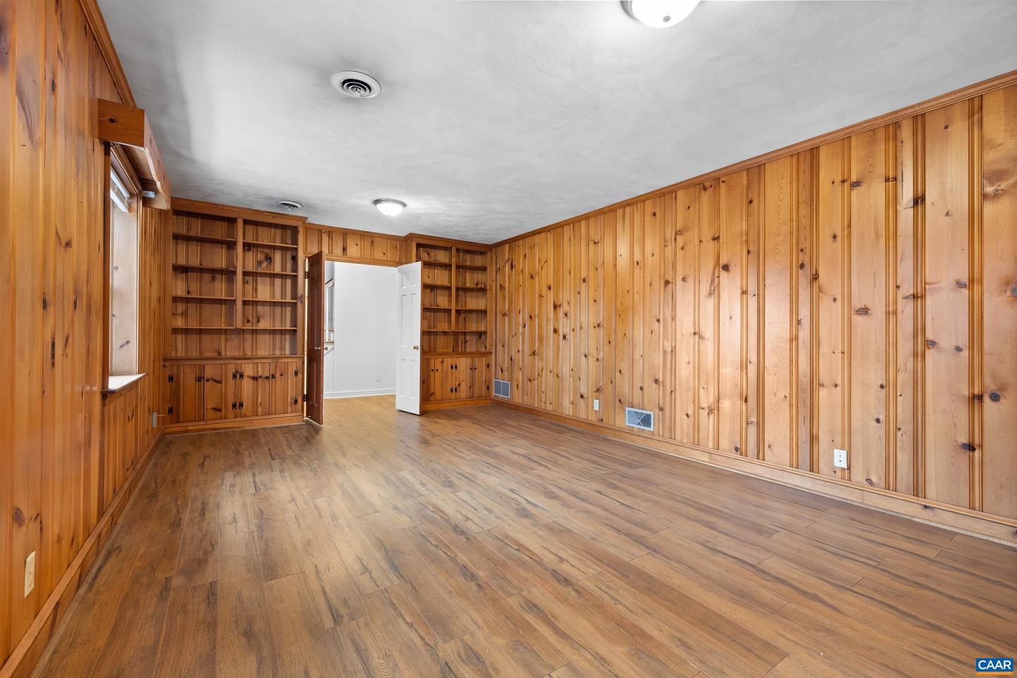 2515 NORTHFIELD RD, CHARLOTTESVILLE, Virginia 22901, 4 Bedrooms Bedrooms, ,3 BathroomsBathrooms,Residential,For sale,2515 NORTHFIELD RD,673888 MLS # 673888