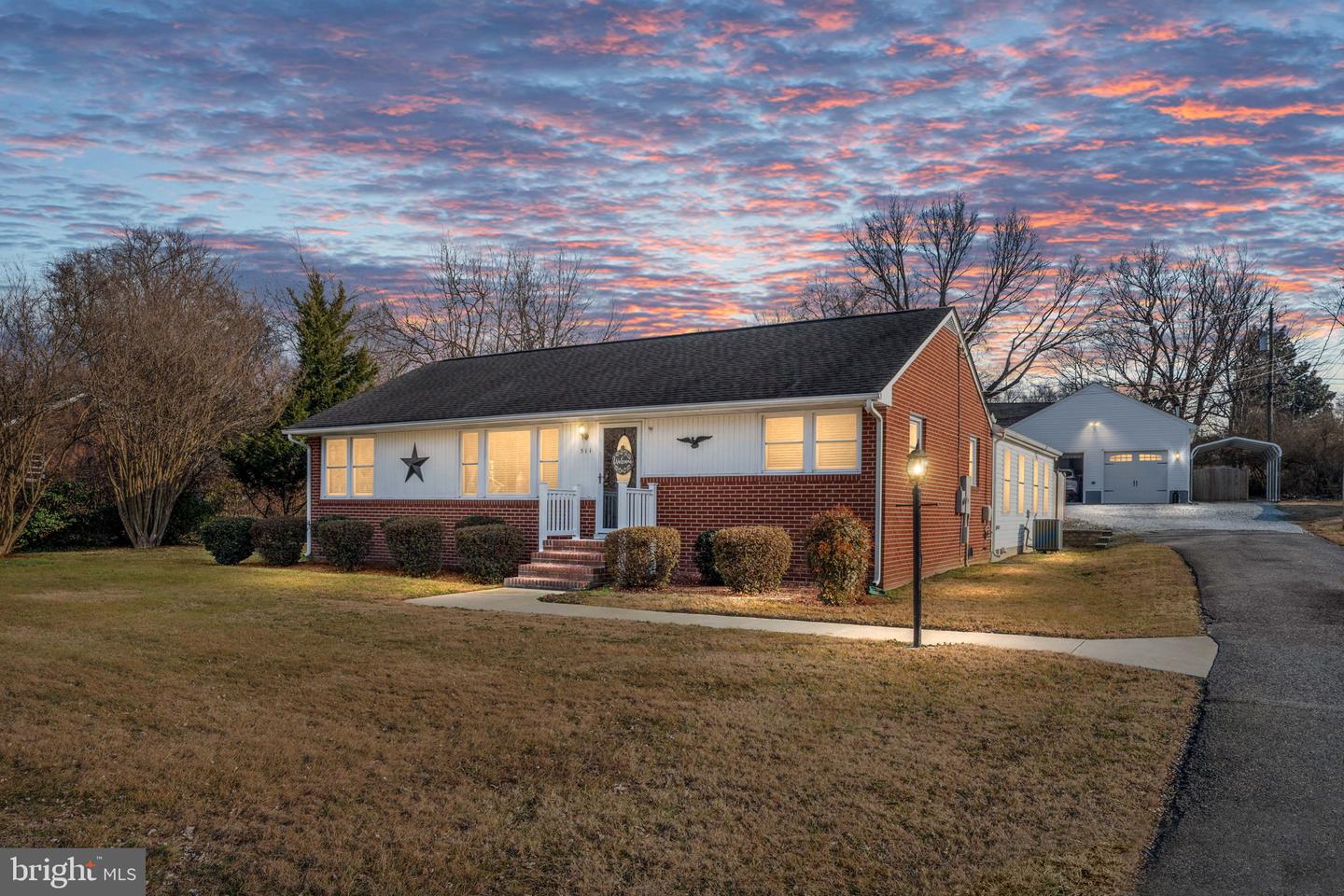 511 FERRY RD, FREDERICKSBURG, Virginia 22405, 3 Bedrooms Bedrooms, ,2 BathroomsBathrooms,Residential,For sale,511 FERRY RD,VAST2046586 MLS # VAST2046586