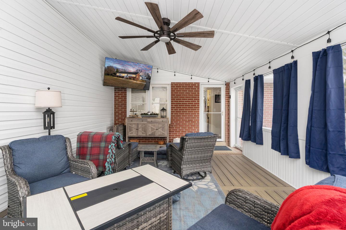 511 FERRY RD, FREDERICKSBURG, Virginia 22405, 3 Bedrooms Bedrooms, ,2 BathroomsBathrooms,Residential,For sale,511 FERRY RD,VAST2046586 MLS # VAST2046586